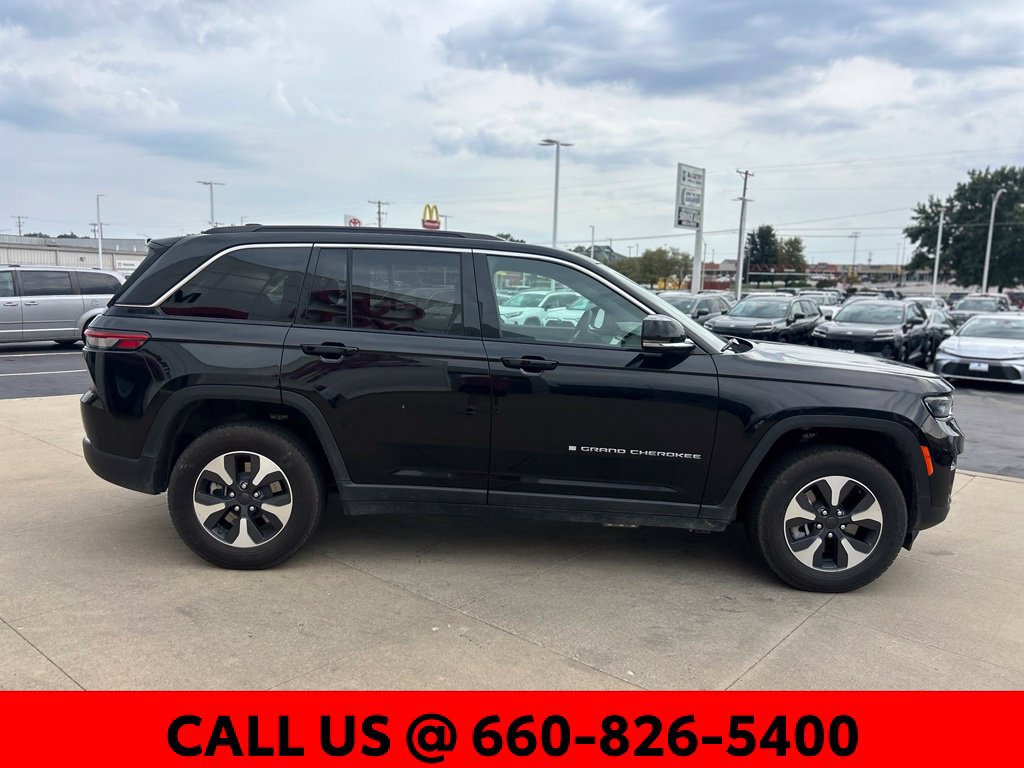 Used 2024 Jeep Grand Cherokee Limited 4xe AWD/4WD image 5