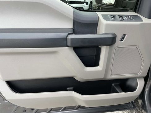 Used 2022 Ford F250 XL w/ Power Equipment Group image 16