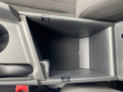 New 2025 Hyundai Elantra Sport image 19