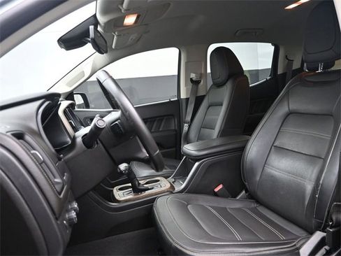 Used 2021 GMC Canyon Denali image 9