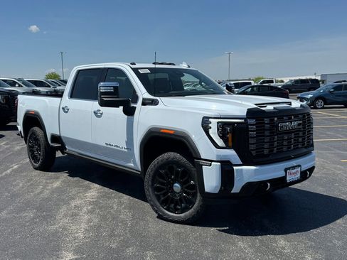 New 2026 GMC Sierra 2500 Denali Ultimate w/ Snow Plow Prep/Camper Package AWD/4WD image 2