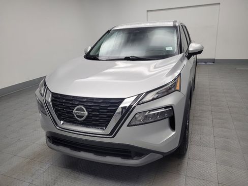 Used 2021 Nissan Rogue SV image 15