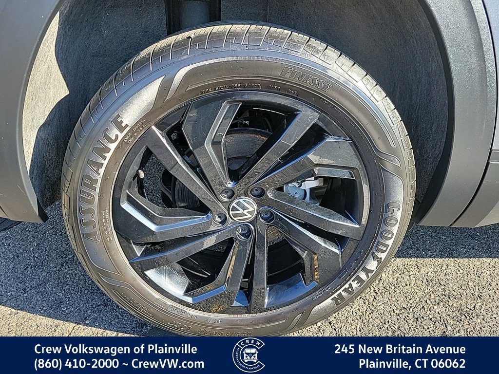 Certified 2023 Volkswagen Atlas SE w/ Black Wheel Package AWD/4WD image 19
