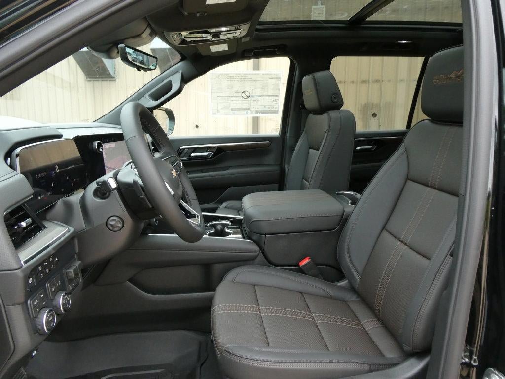 New 2026 Chevrolet Tahoe High Country AWD/4WD image 19