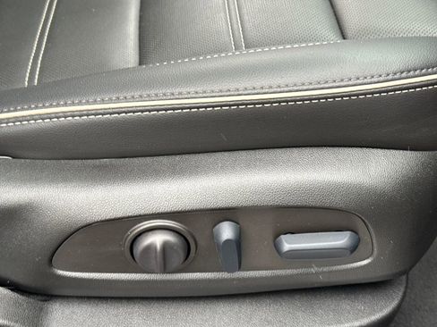 Certified 2023 GMC Acadia Denali image 39