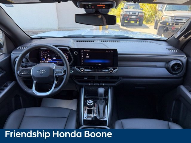 Used 2026 Chevrolet Colorado Trail Boss AWD/4WD image 45
