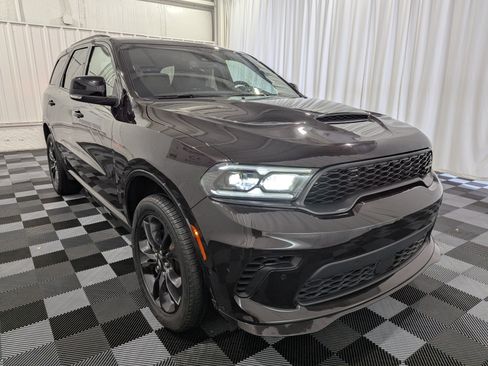 Used 2025 Dodge Durango GT AWD/4WD image 4