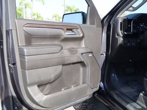 Used 2023 Chevrolet Silverado 1500 RST w/ Convenience Package II RWD image 19