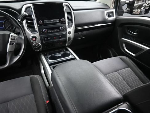 Used 2021 Nissan Titan SV w/ SV Convenience Package AWD/4WD image 15
