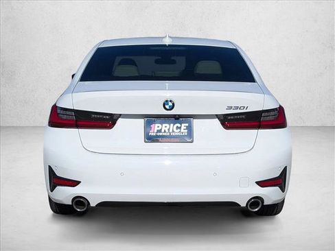 Used 2022 BMW 330i Sedan w/ Driving Assistance Package image 7