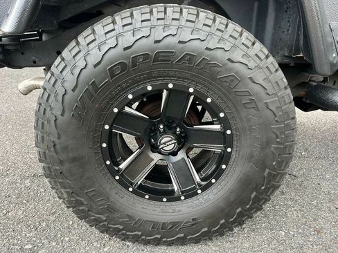 Used 2004 Jeep Wrangler Sport w/ Dual Top Group image 16