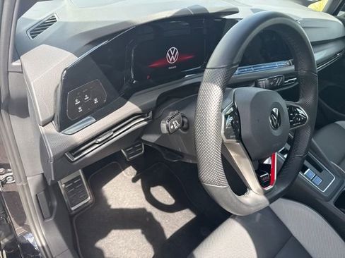 Used 2022 Volkswagen GTI Autobahn image 16