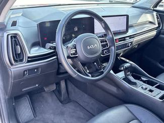 Used 2024 Kia Sorento S FWD video 2
