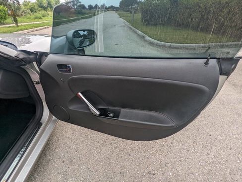 Used 2007 Saturn Sky Red Line image 15