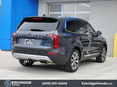 Used 2020 Kia Telluride EX w/ EX Premium Package AWD/4WD image 4