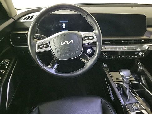 Used 2025 Kia Telluride S image 17