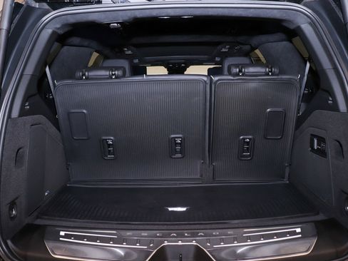 Used 2023 Cadillac Escalade V image 32