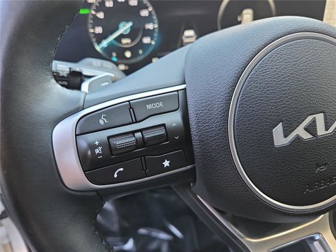 Certified 2024 Kia Sportage X-Line Prestige image 19