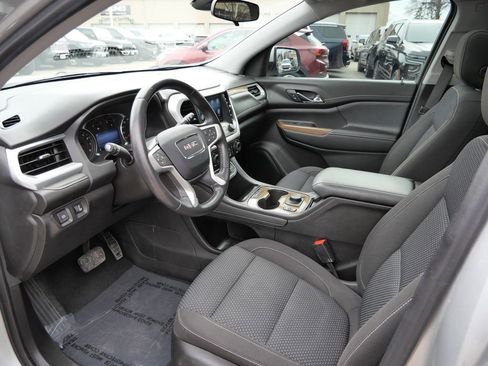 Used 2020 GMC Acadia SLE w/ Driver Convenience Package image 30