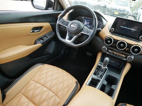 Certified 2024 Nissan Sentra SV w/ SV Premium Package FWD image 9