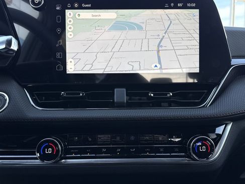 New 2026 Chevrolet Equinox RS w/ Convenience Package III FWD image 18