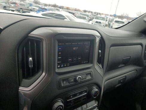 Used 2021 Chevrolet Silverado 1500 Custom image 19