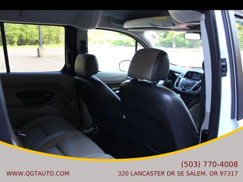 Used 2014 Ford Transit Connect XLT image 19
