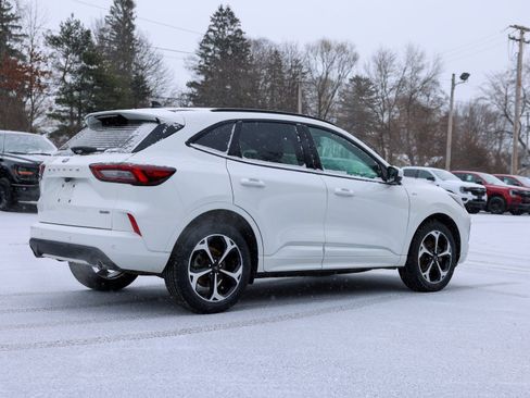 Certified 2023 Ford Escape ST-Line Elite image 5