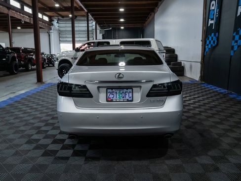 Used 2011 Lexus ES 350 FWD image 4