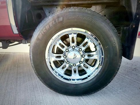 Used 2007 Chevrolet Silverado 2500 LT w/ Suspension Package, Off-Road AWD/4WD image 19