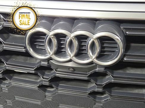 Used 2022 Audi Q5 2.0T Premium Plus image 11