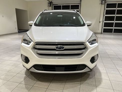 Used 2019 Ford Escape Titanium FWD image 8