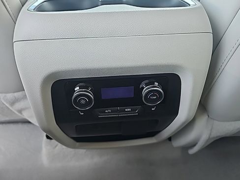 New 2026 Buick Enclave Avenir w/ Super Cruise Package image 18