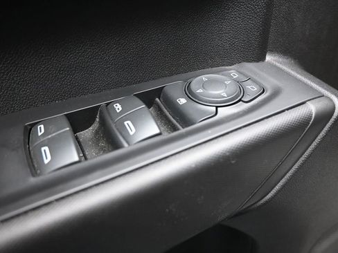 Used 2021 Chevrolet Silverado 1500 Custom w/ Safety Confidence Package AWD/4WD image 11