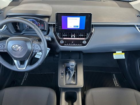 Certified 2026 Toyota Corolla Cross LE FWD image 12
