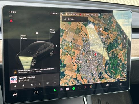 Used 2020 Tesla Model Y Long Range image 16