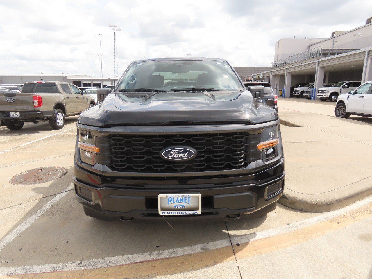 Used 2025 Ford F150 STX AWD/4WD image 5