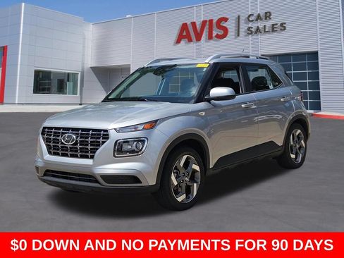 Used 2025 Hyundai Venue SEL FWD image 1