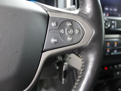Used 2022 Chevrolet Colorado Z71 RWD image 11