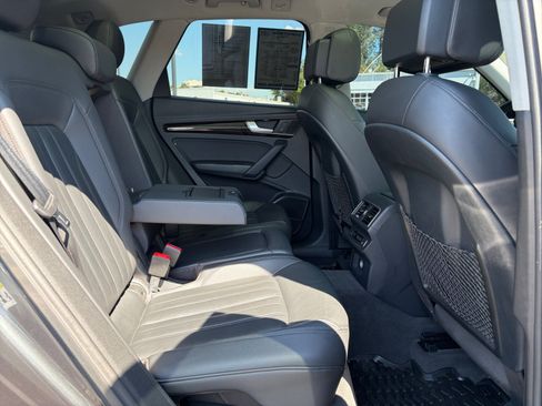 Used 2018 Audi Q5 2.0T Premium Plus w/ Premium Plus Package AWD/4WD image 18