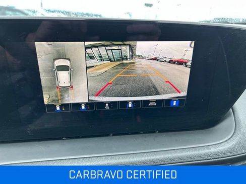 Certified 2025 Buick Encore GX Avenir w/ Avenir Technology Package AWD/4WD image 5