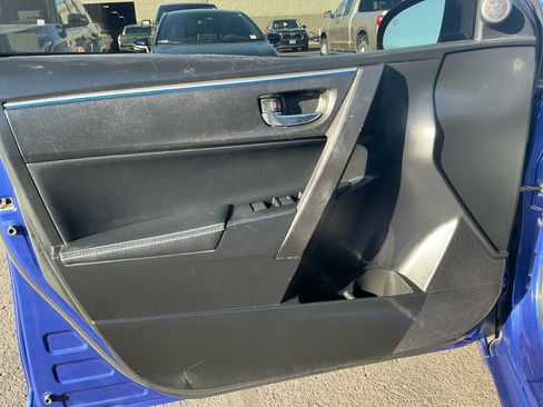 Used 2015 Toyota Corolla S image 13