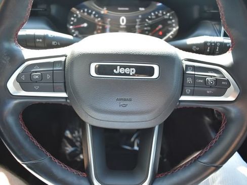Used 2022 Jeep Compass Trailhawk w/ Sun and Sound Group AWD/4WD image 21