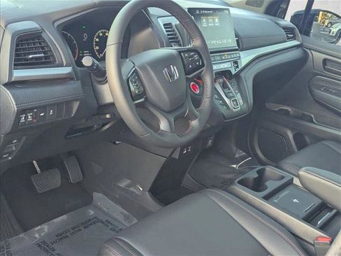 Certified 2025 Honda Odyssey Sport-L image 9