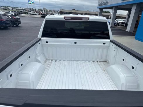 Used 2023 Chevrolet Silverado 1500 LT AWD/4WD image 28