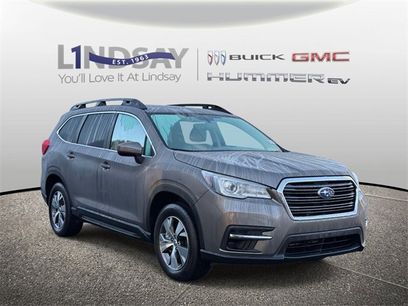 Used 2022 Subaru Ascent Premium w/ Convenience Package