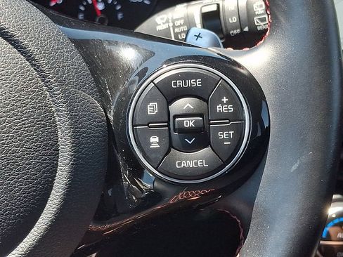 Used 2022 Kia Soul Turbo FWD image 23