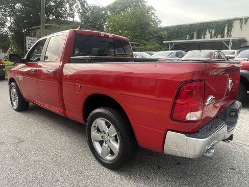 Used 2017 RAM 1500 Big Horn RWD image 10