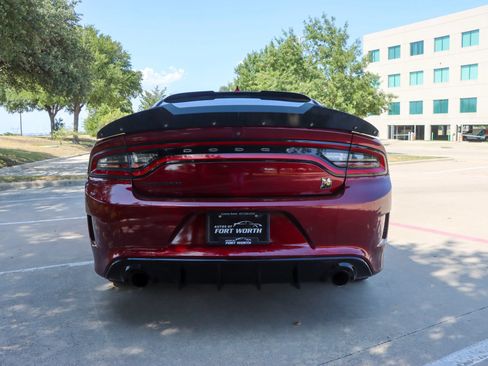 Used 2020 Dodge Charger Scat Pack w/ Dynamics Package RWD image 6