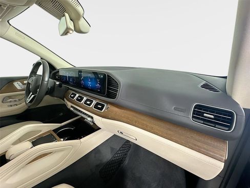 Certified 2020 Mercedes-Benz GLE 350 4MATIC image 39